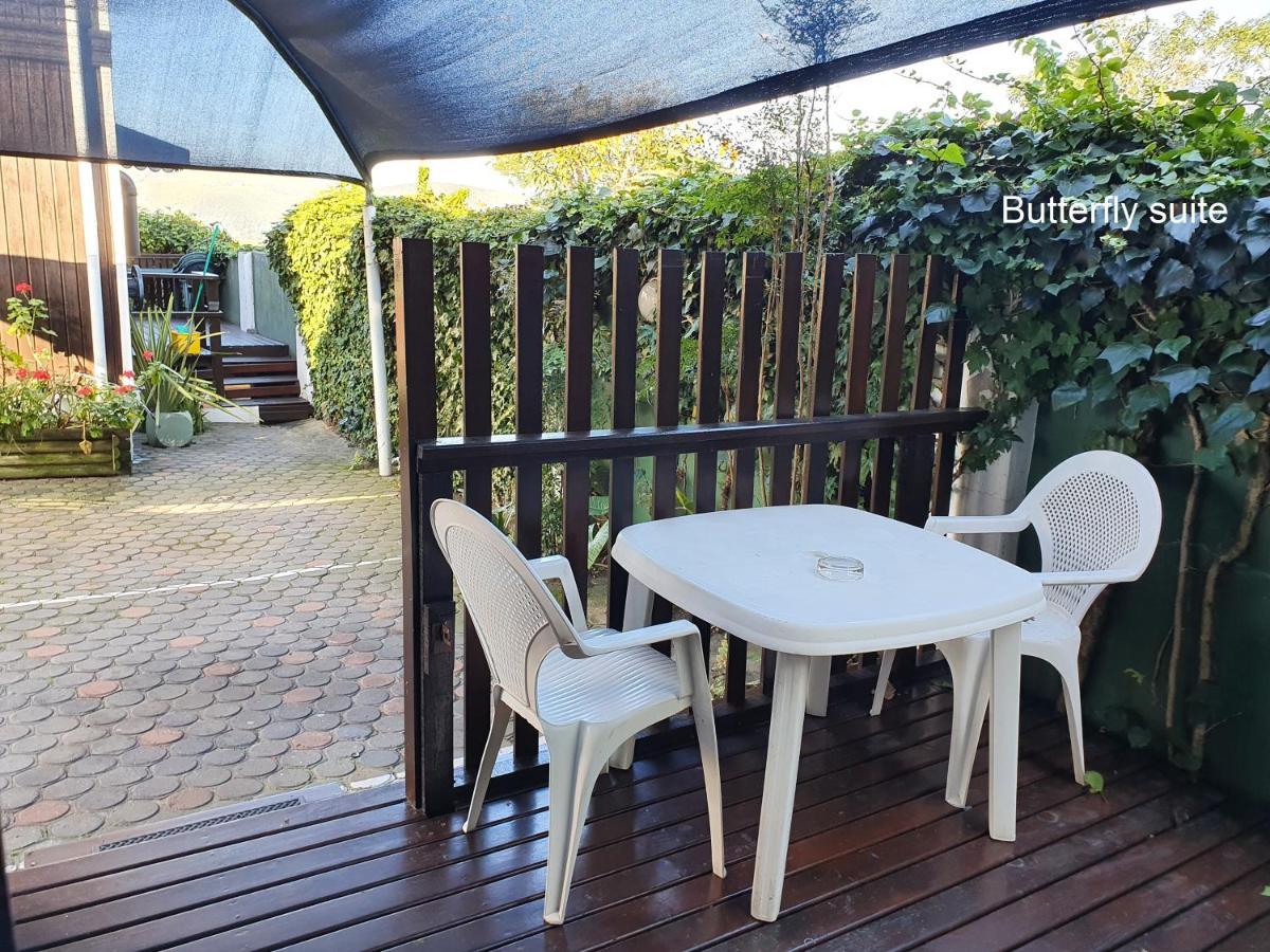 Lakeside Accommodation Knysna Extérieur photo