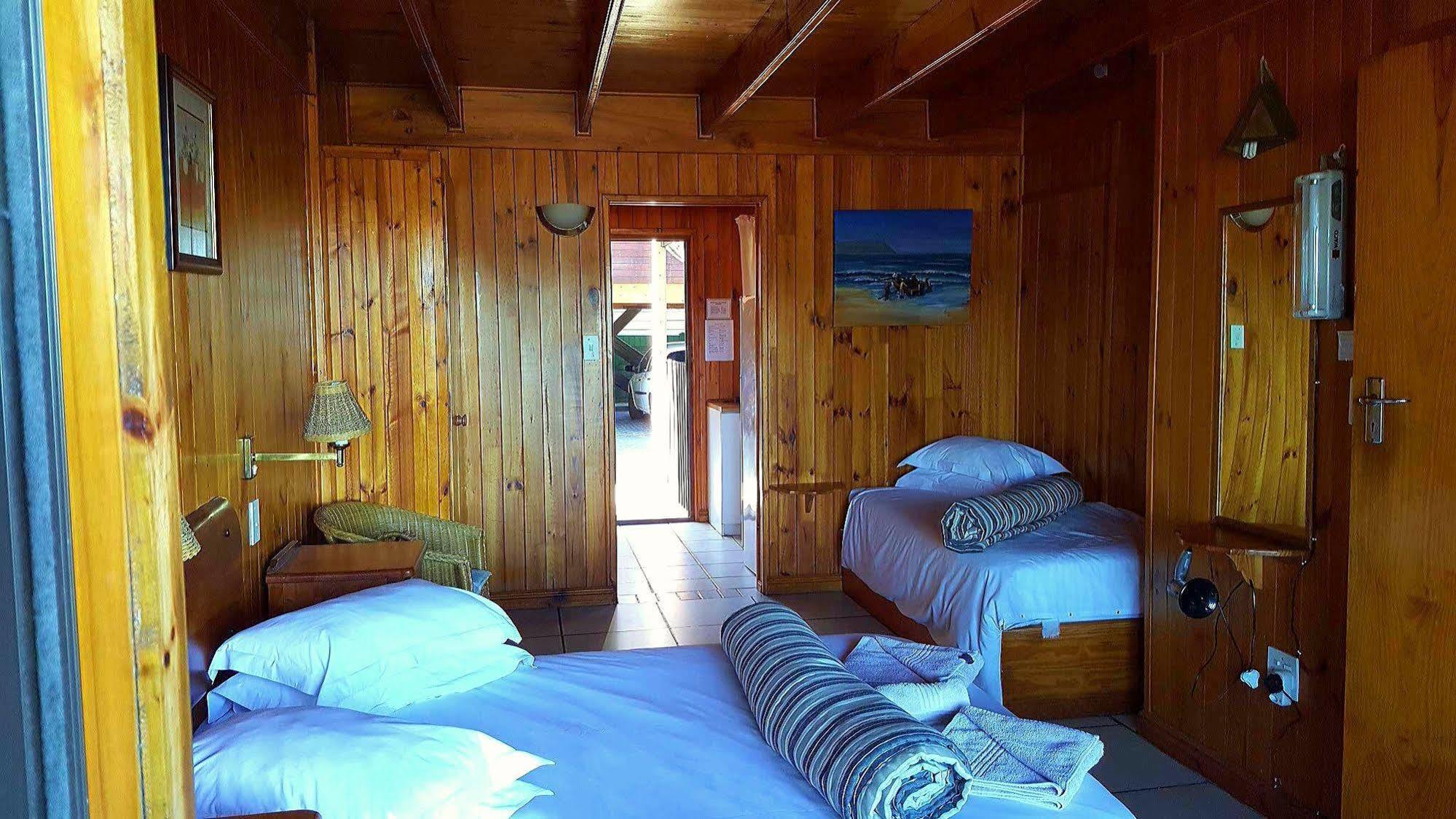 Lakeside Accommodation Knysna Extérieur photo